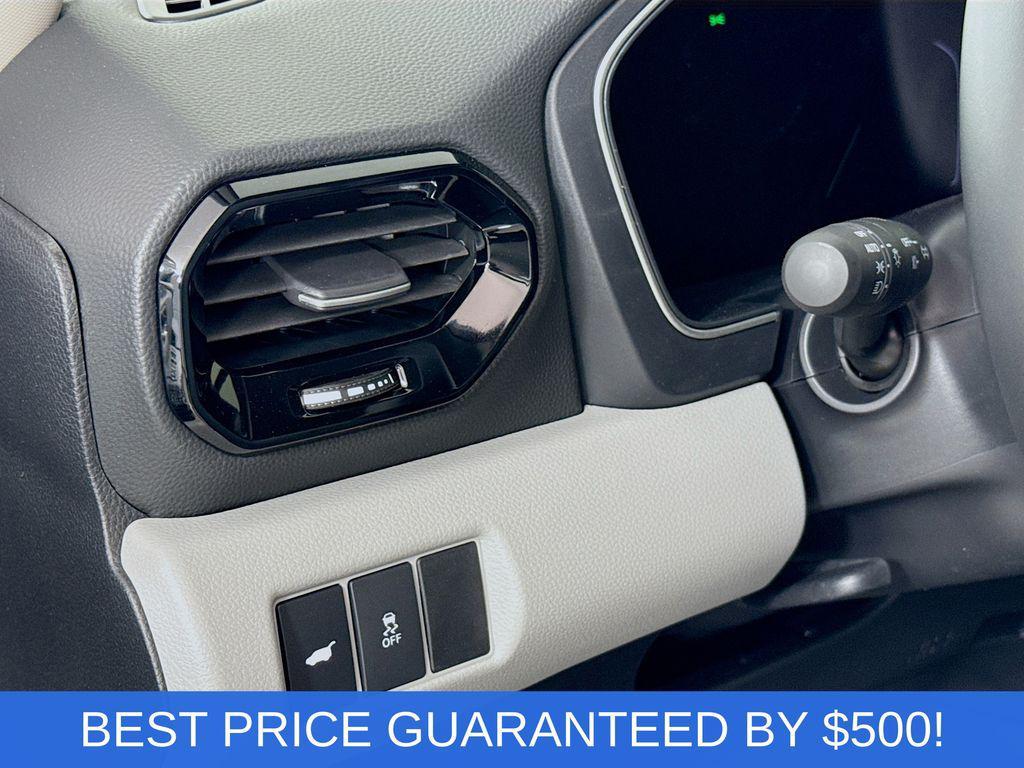 new 2025 Honda Pilot car, priced at $39,074