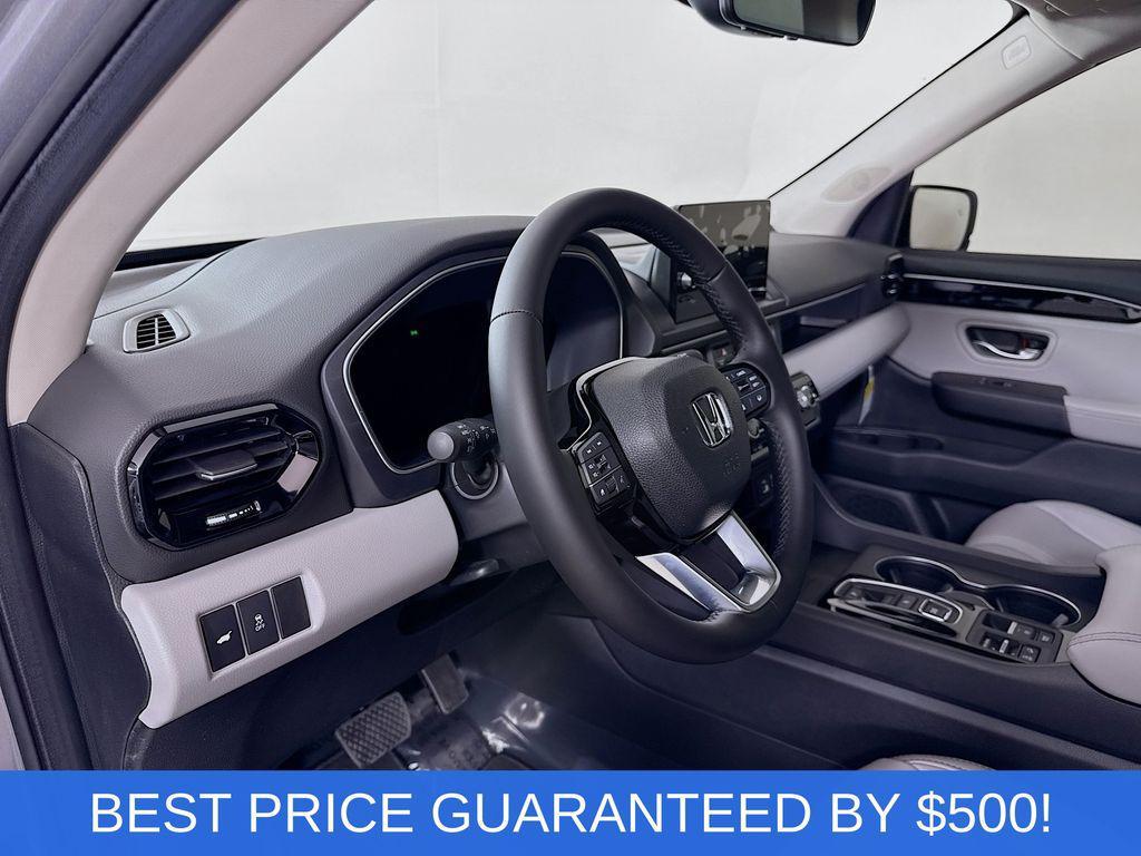 new 2025 Honda Pilot car, priced at $39,074