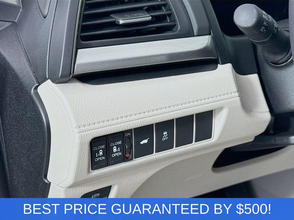 new 2026 Honda Odyssey car, priced at $41,635