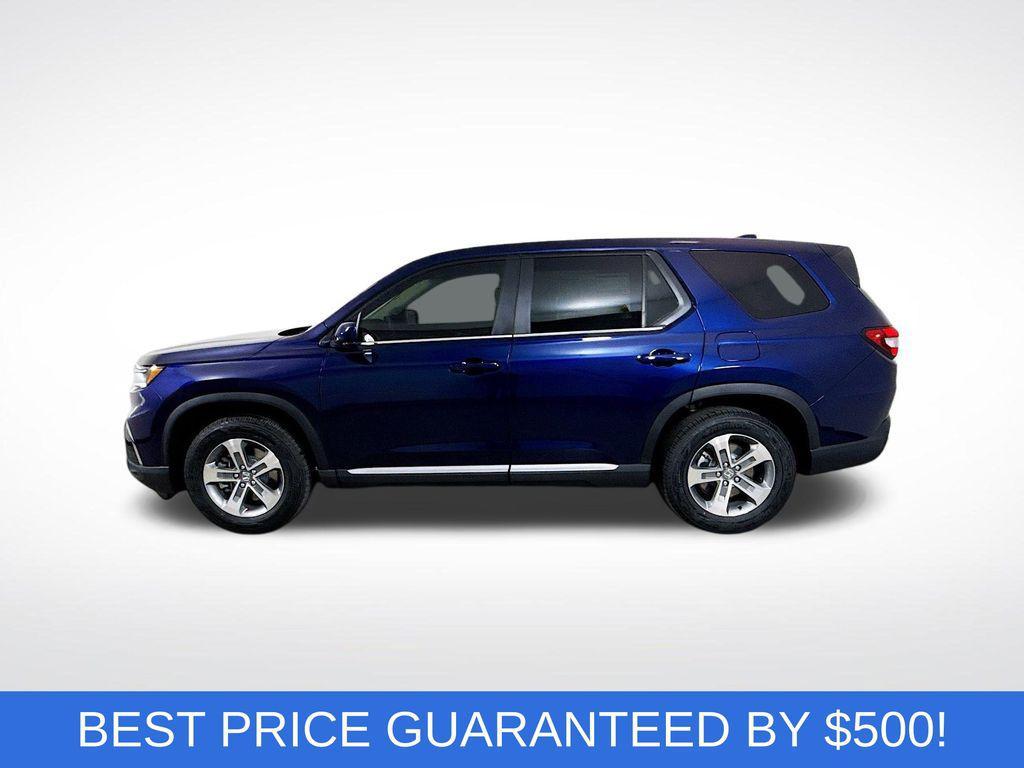 new 2025 Honda Pilot car, priced at $39,047