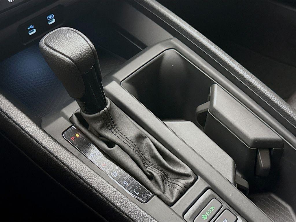 new 2025 Honda Accord car, priced at $30,320