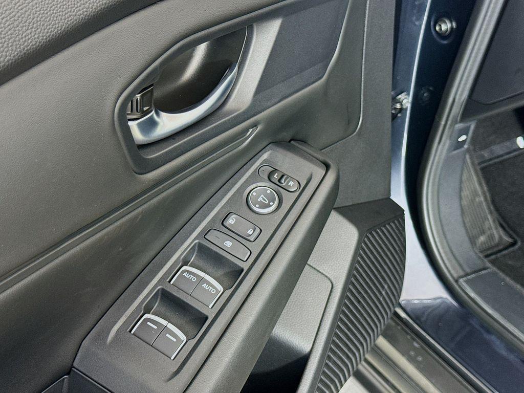 new 2025 Honda Accord car, priced at $30,320