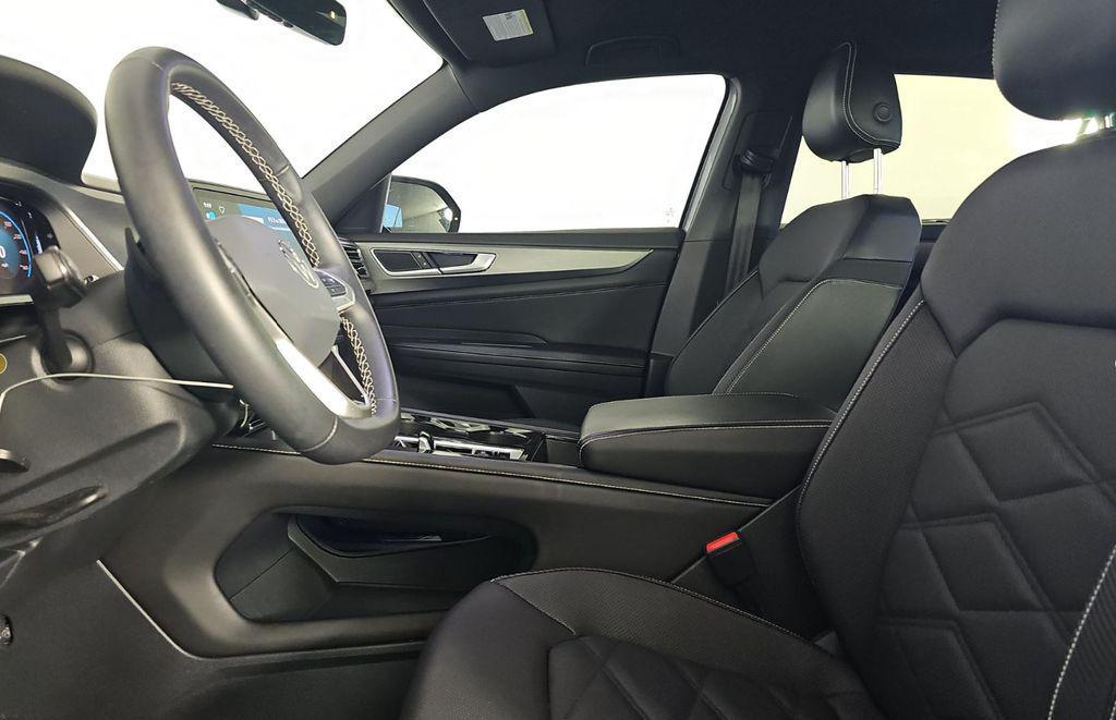 used 2024 Volkswagen Atlas Cross Sport car, priced at $31,368