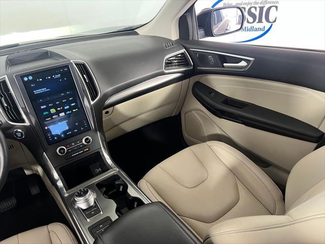 used 2022 Ford Edge car, priced at $25,000