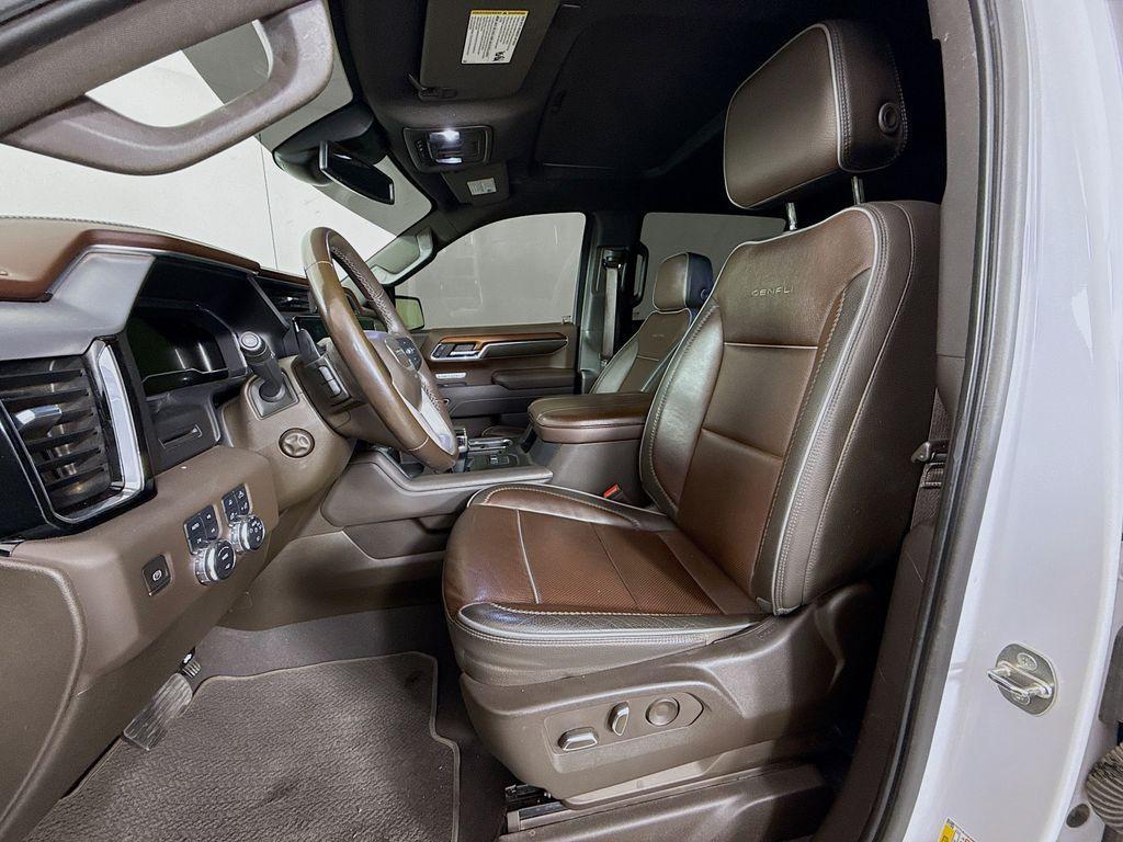 used 2023 GMC Sierra 1500 car, priced at $56,027