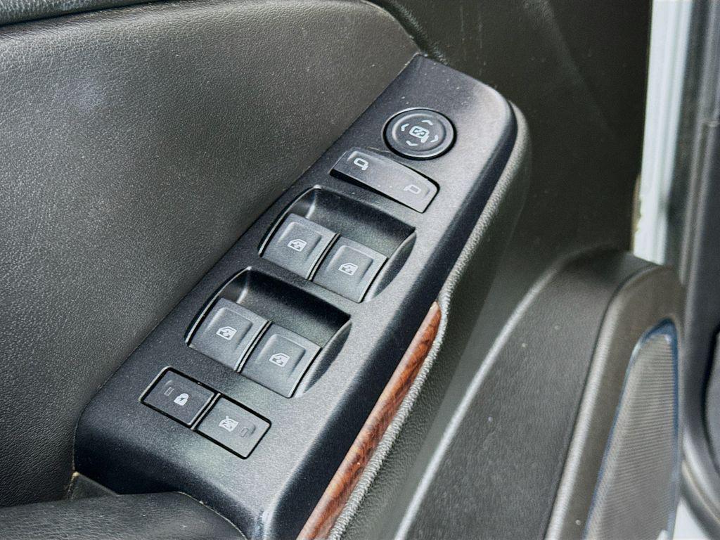 used 2019 GMC Yukon car, priced at $24,994