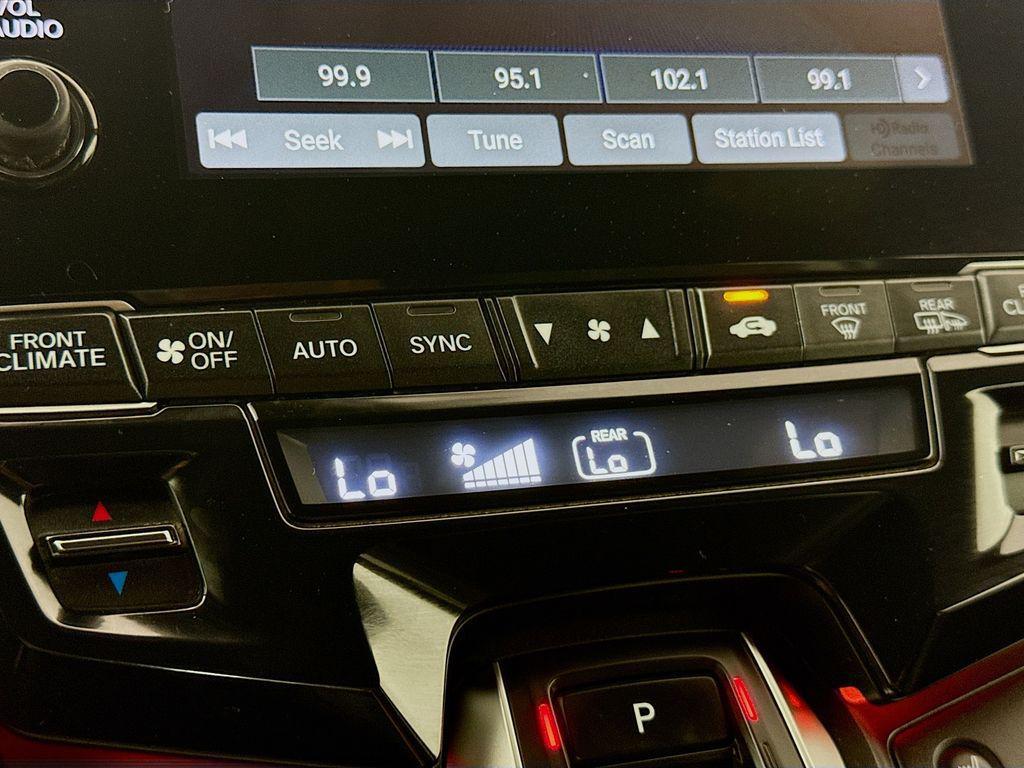 used 2023 Honda Odyssey car, priced at $34,631