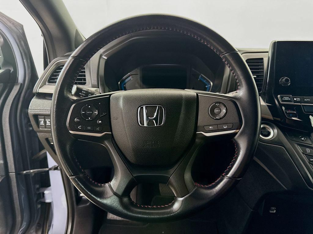 used 2023 Honda Odyssey car, priced at $34,631