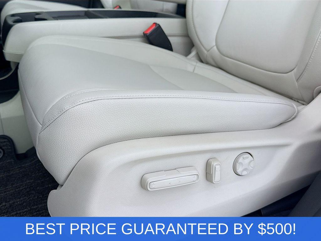 new 2026 Honda Odyssey car, priced at $41,495