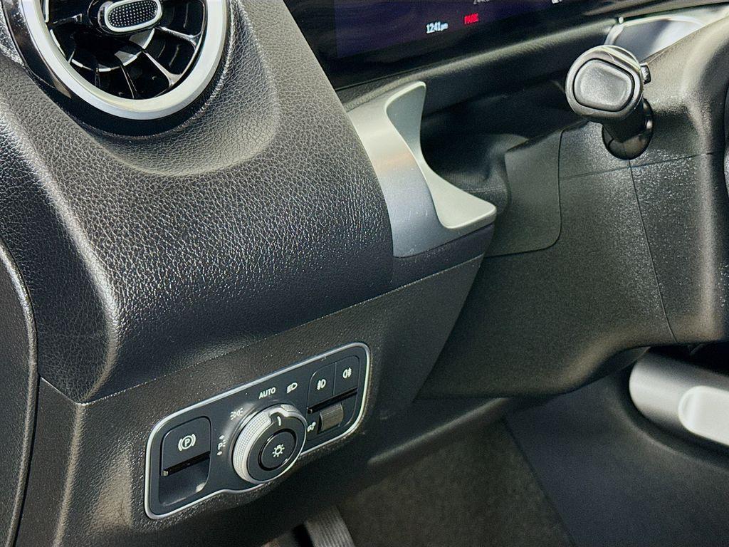 used 2025 Mercedes-Benz GLB 250 car, priced at $38,998