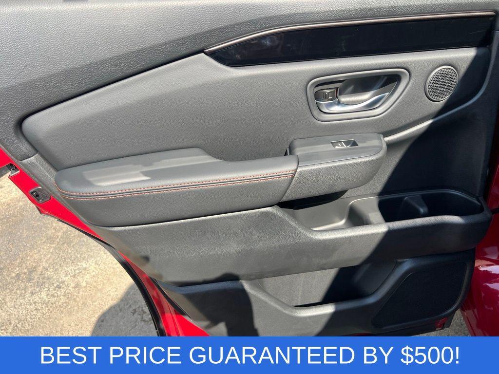 new 2025 Honda Pilot car, priced at $48,055