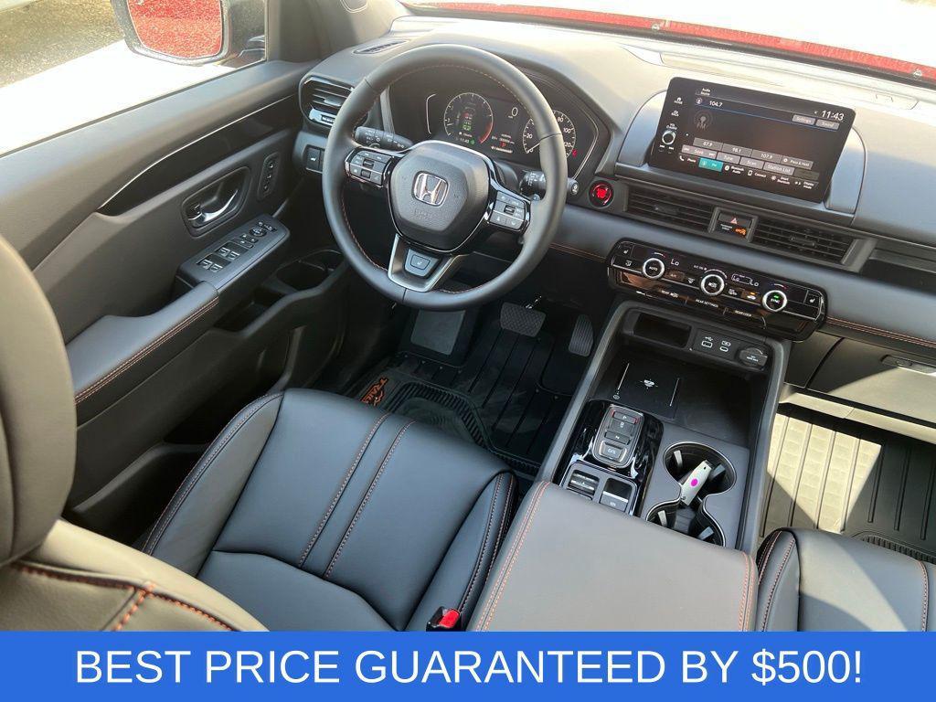 new 2025 Honda Pilot car, priced at $48,055