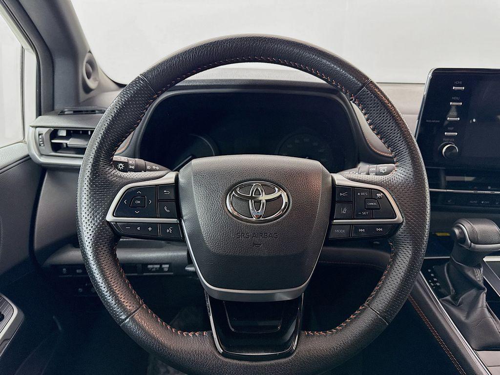 used 2023 Toyota Sienna car, priced at $42,685
