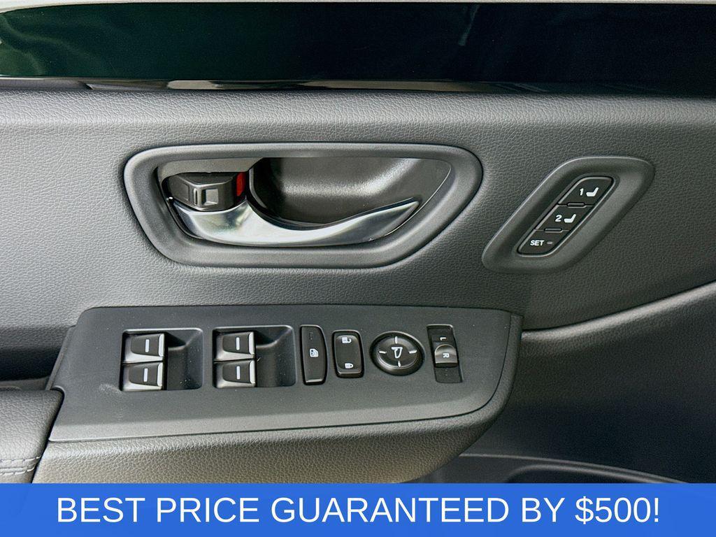 new 2025 Honda Pilot car, priced at $41,745