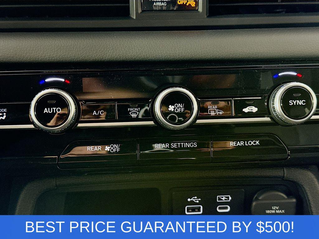 new 2025 Honda Pilot car, priced at $39,015