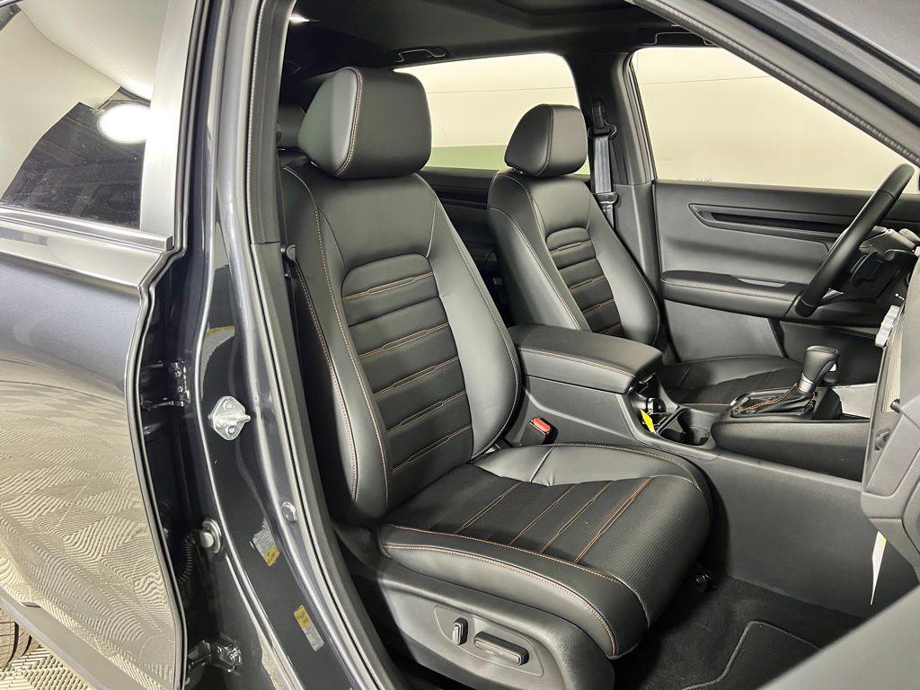 used 2025 Honda CR-V Hybrid car, priced at $35,206