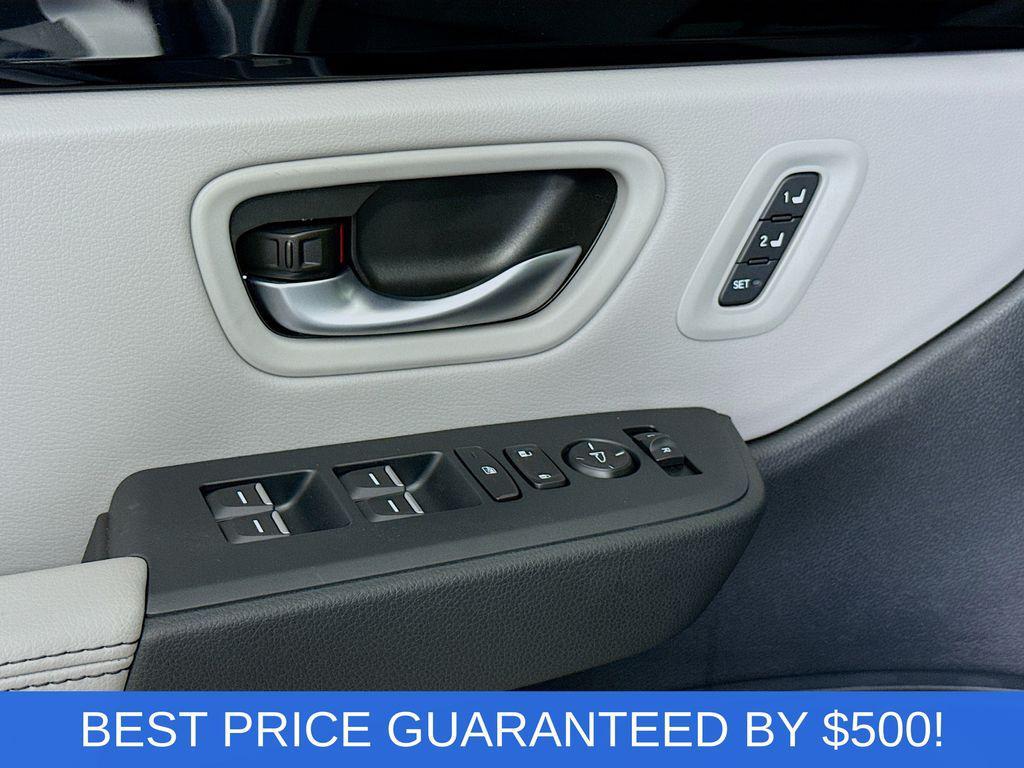 new 2025 Honda Pilot car, priced at $38,989