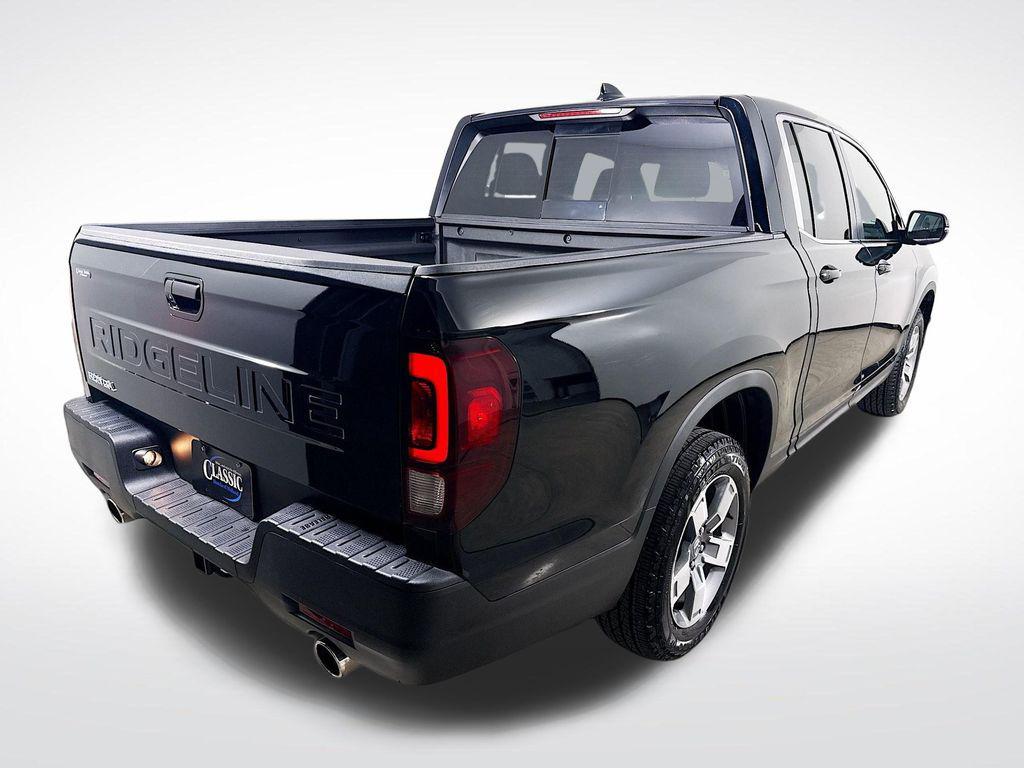 used 2025 Honda Ridgeline car, priced at $37,261