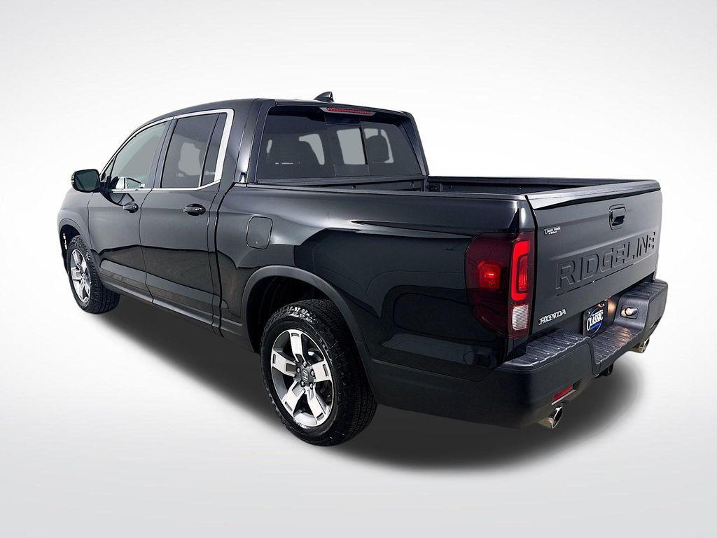 used 2025 Honda Ridgeline car, priced at $37,261