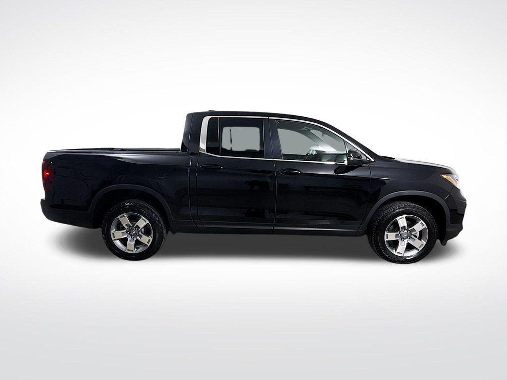 used 2025 Honda Ridgeline car, priced at $37,261