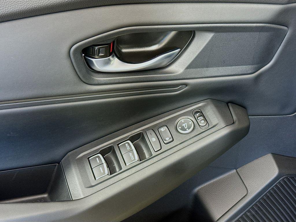 new 2025 Honda Accord car, priced at $30,320