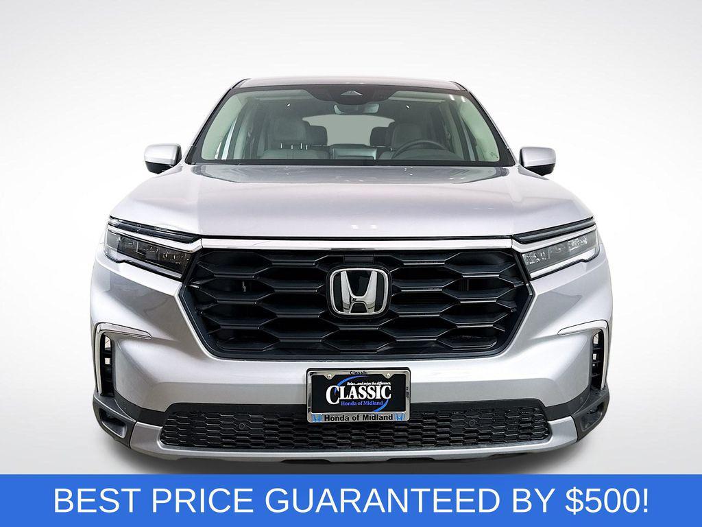 new 2025 Honda Pilot car, priced at $39,139