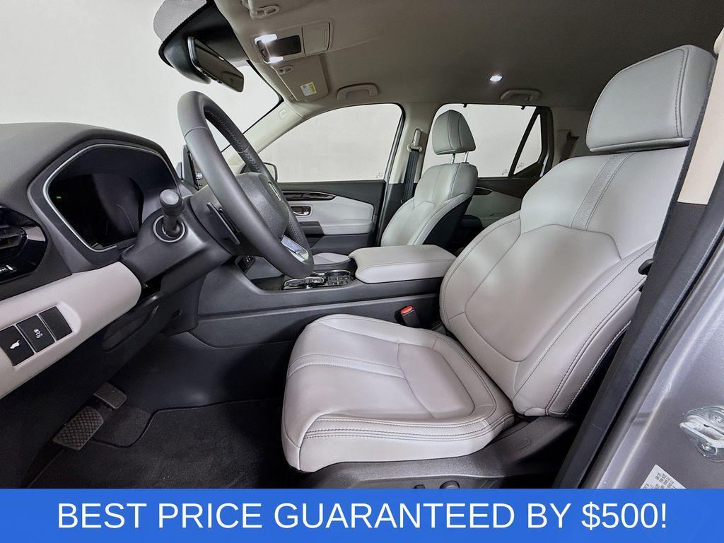 new 2025 Honda Pilot car, priced at $39,139