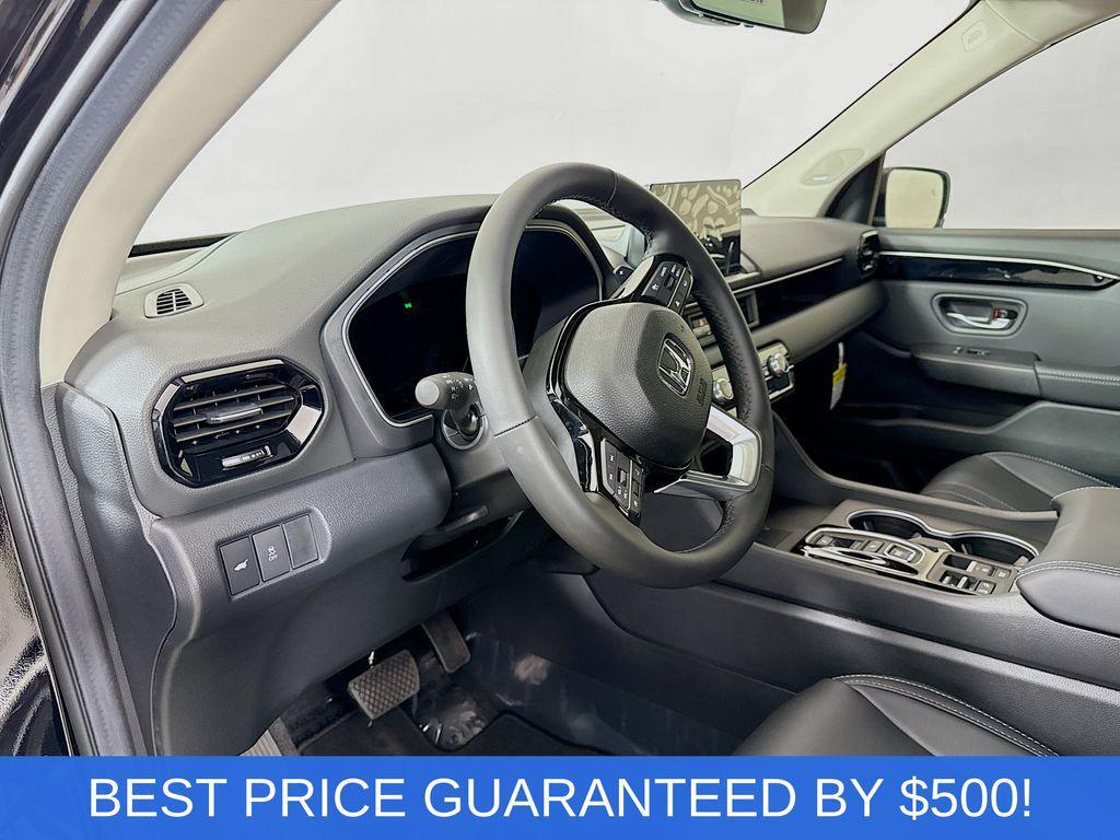 new 2025 Honda Pilot car, priced at $49,745