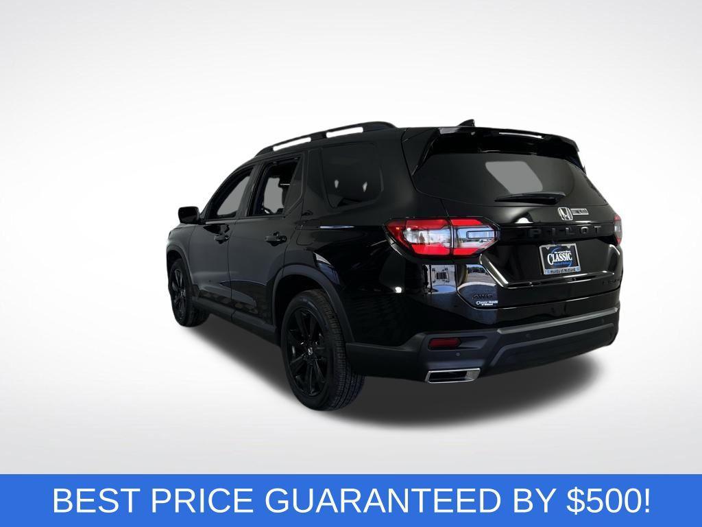 new 2025 Honda Pilot car, priced at $52,780