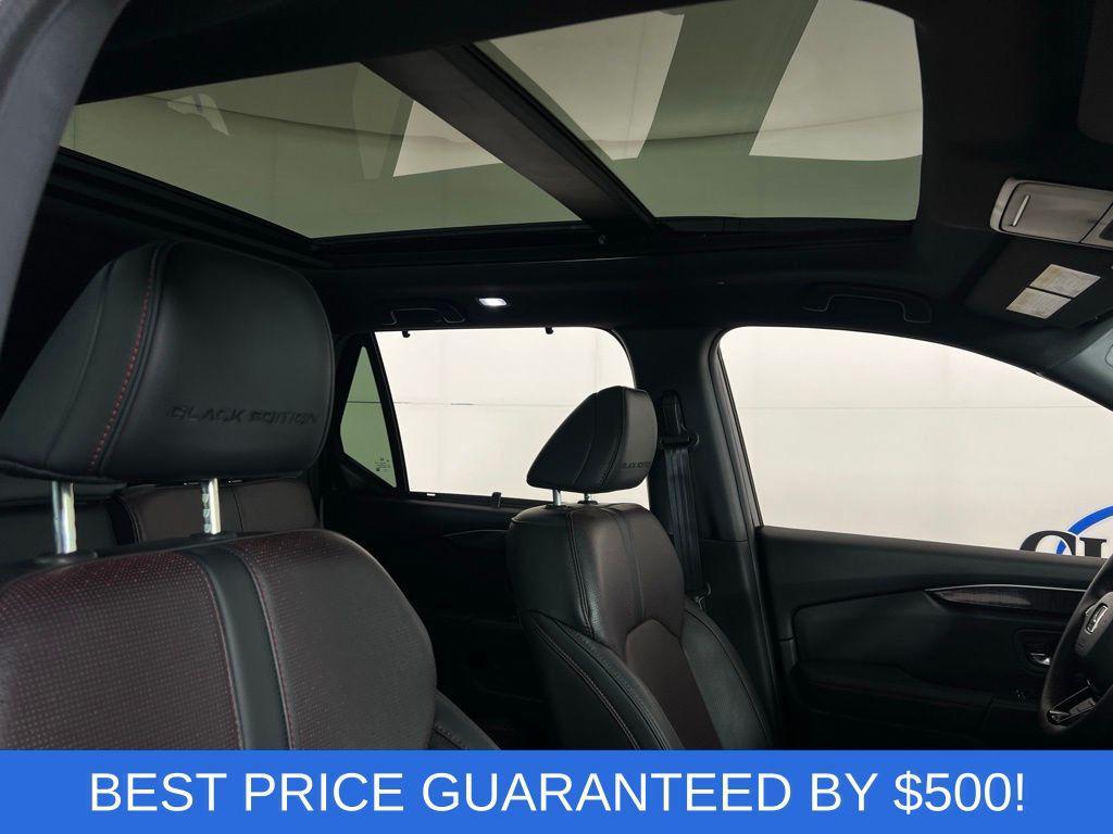 new 2025 Honda Pilot car, priced at $52,780