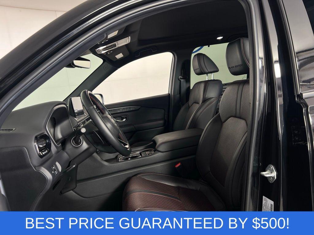 new 2025 Honda Pilot car, priced at $52,780
