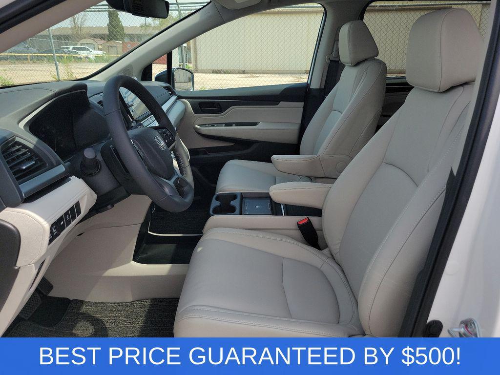 new 2026 Honda Odyssey car, priced at $42,045