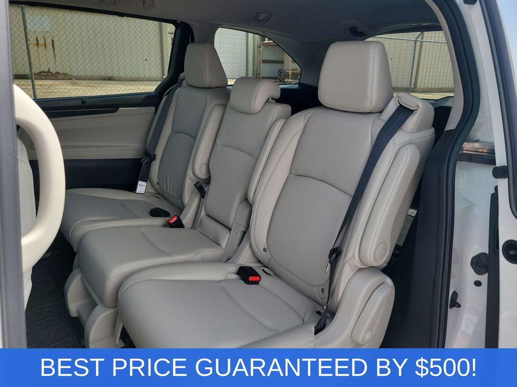 new 2026 Honda Odyssey car, priced at $42,045