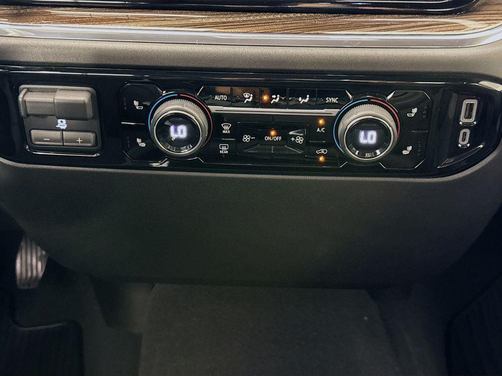 used 2024 Chevrolet Silverado 2500 car, priced at $55,335