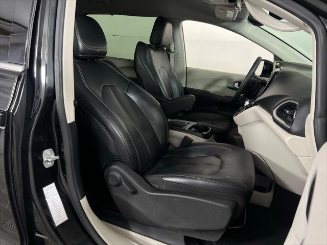 used 2022 Chrysler Pacifica car, priced at $24,247