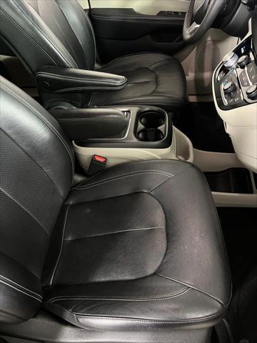 used 2022 Chrysler Pacifica car, priced at $24,247