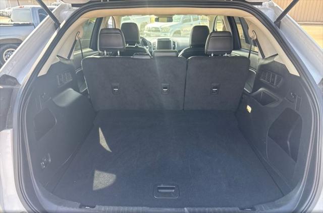used 2022 Ford Edge car, priced at $22,900