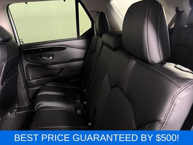 new 2025 Honda Pilot car, priced at $41,696