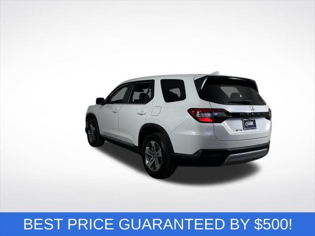 new 2025 Honda Pilot car, priced at $41,696
