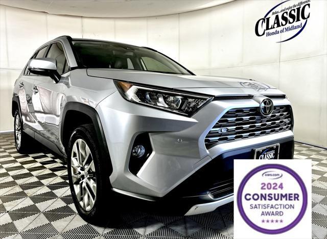 used 2020 Toyota RAV4 car, priced at $26,906