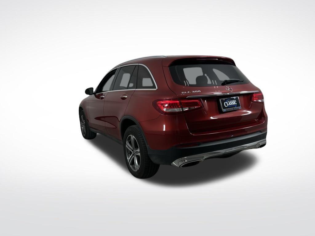 used 2019 Mercedes-Benz GLC 300 car, priced at $19,094