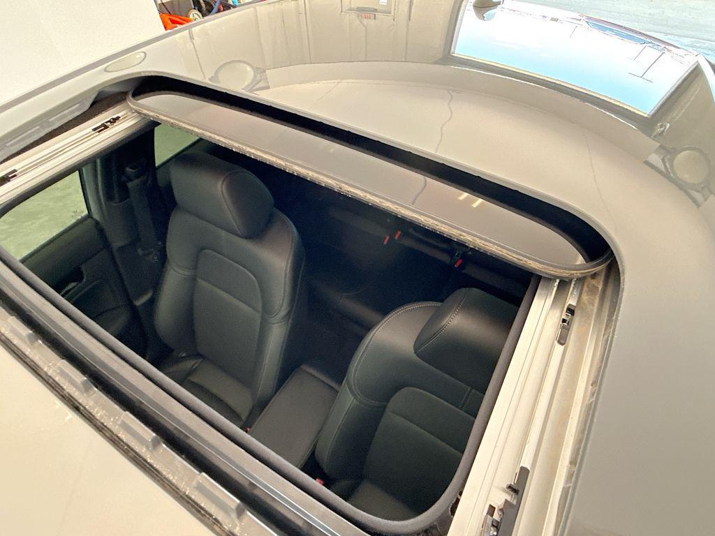 used 2025 Honda Civic Hybrid car, priced at $29,134