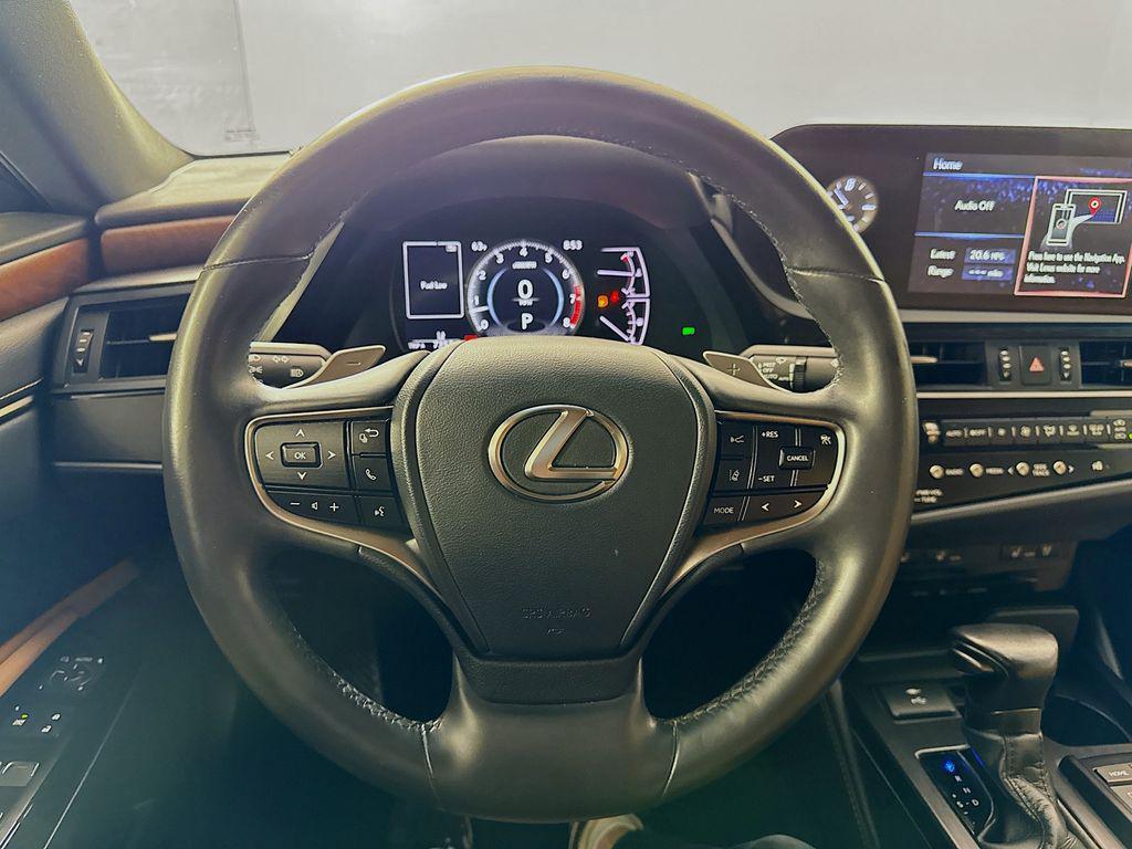 used 2022 Lexus ES 350 car, priced at $30,900