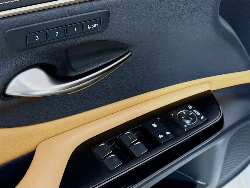 used 2022 Lexus ES 350 car, priced at $30,900