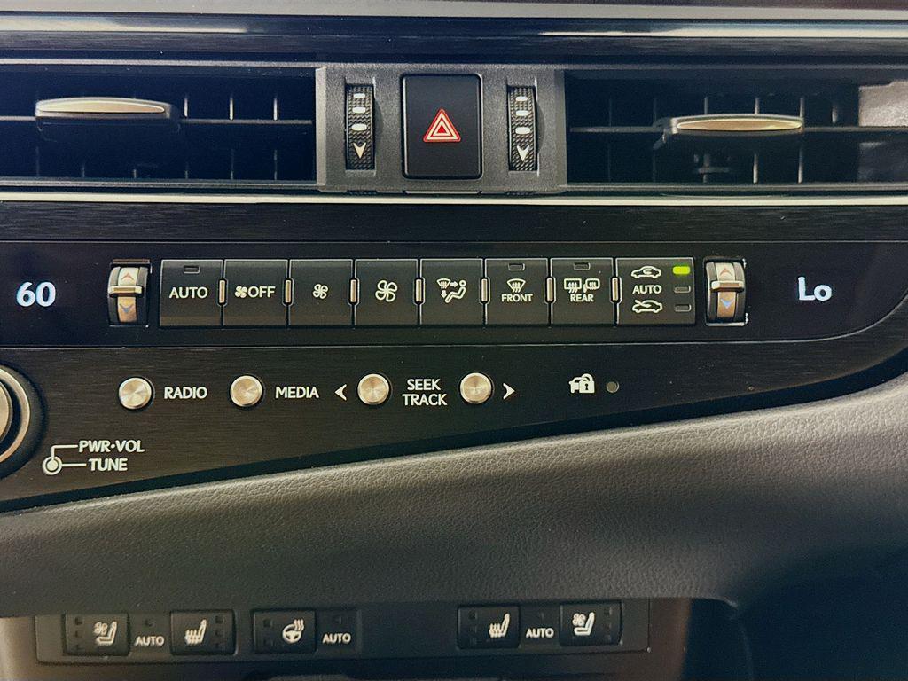 used 2022 Lexus ES 350 car, priced at $30,900