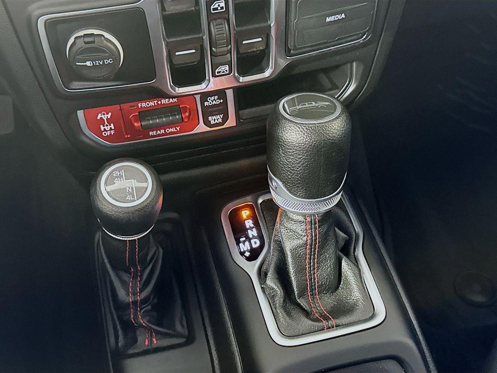 used 2021 Jeep Gladiator car, priced at $33,494