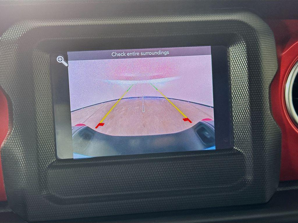 used 2021 Jeep Gladiator car, priced at $33,494