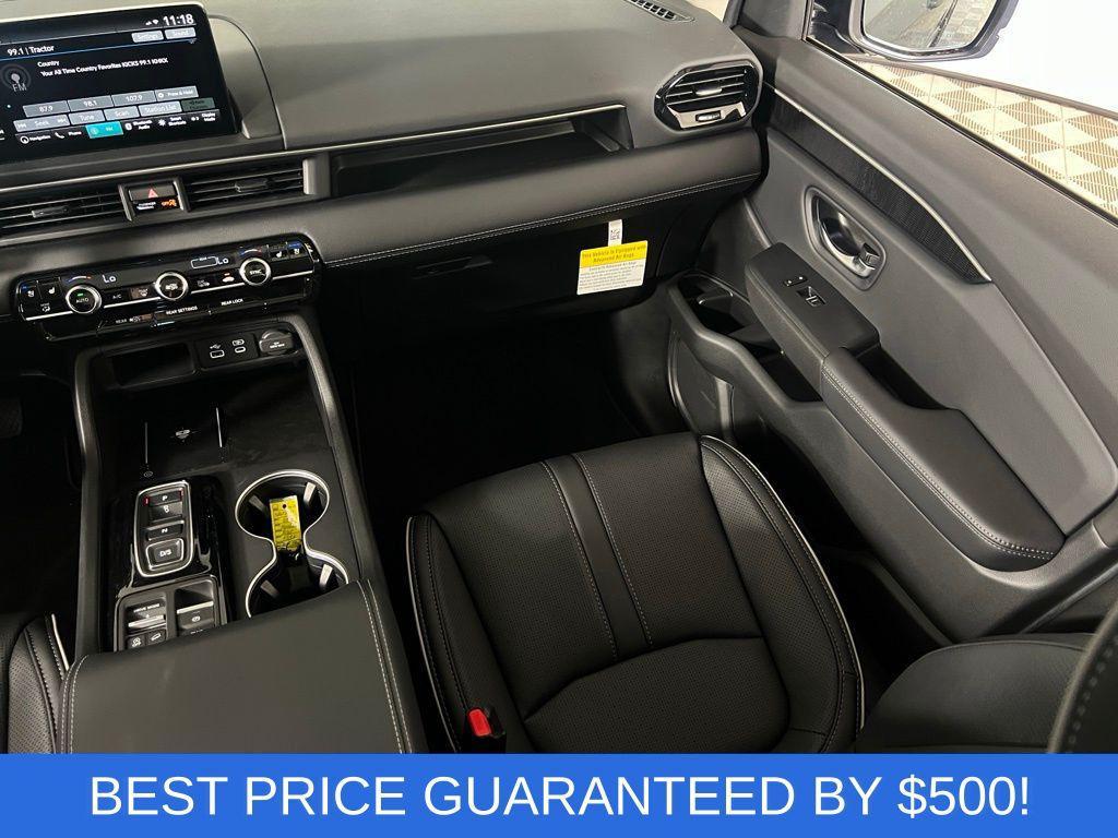 new 2025 Honda Pilot car, priced at $51,280