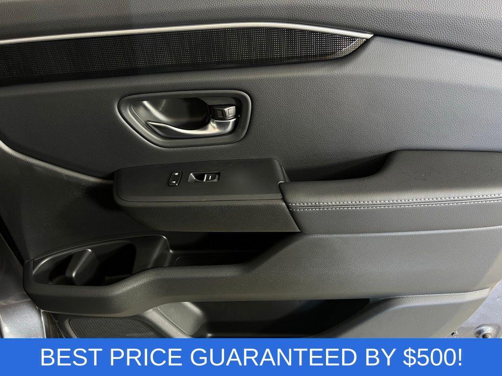 new 2025 Honda Pilot car, priced at $51,280