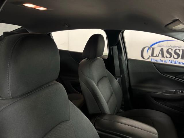 used 2022 Chevrolet Malibu car, priced at $20,919